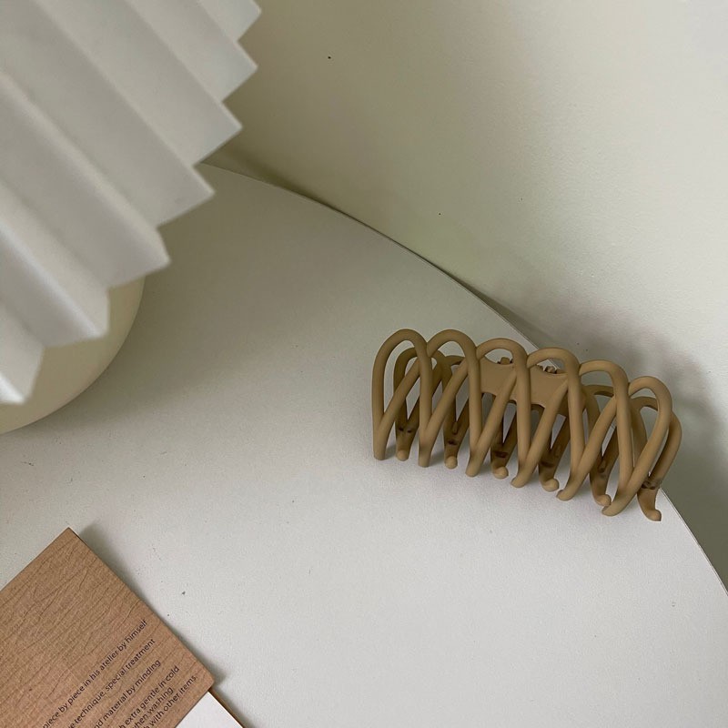 Kẹp Càng Cua Họa Tiết Hình Học Thời Trang