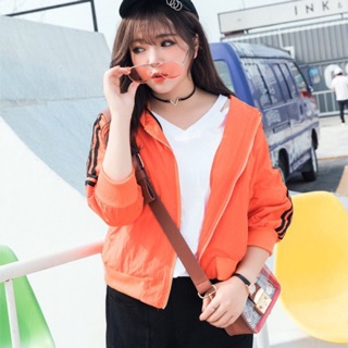 Áo khoác dù big size phối 3 sọc có nón trùm size 3XL 75-90kg
