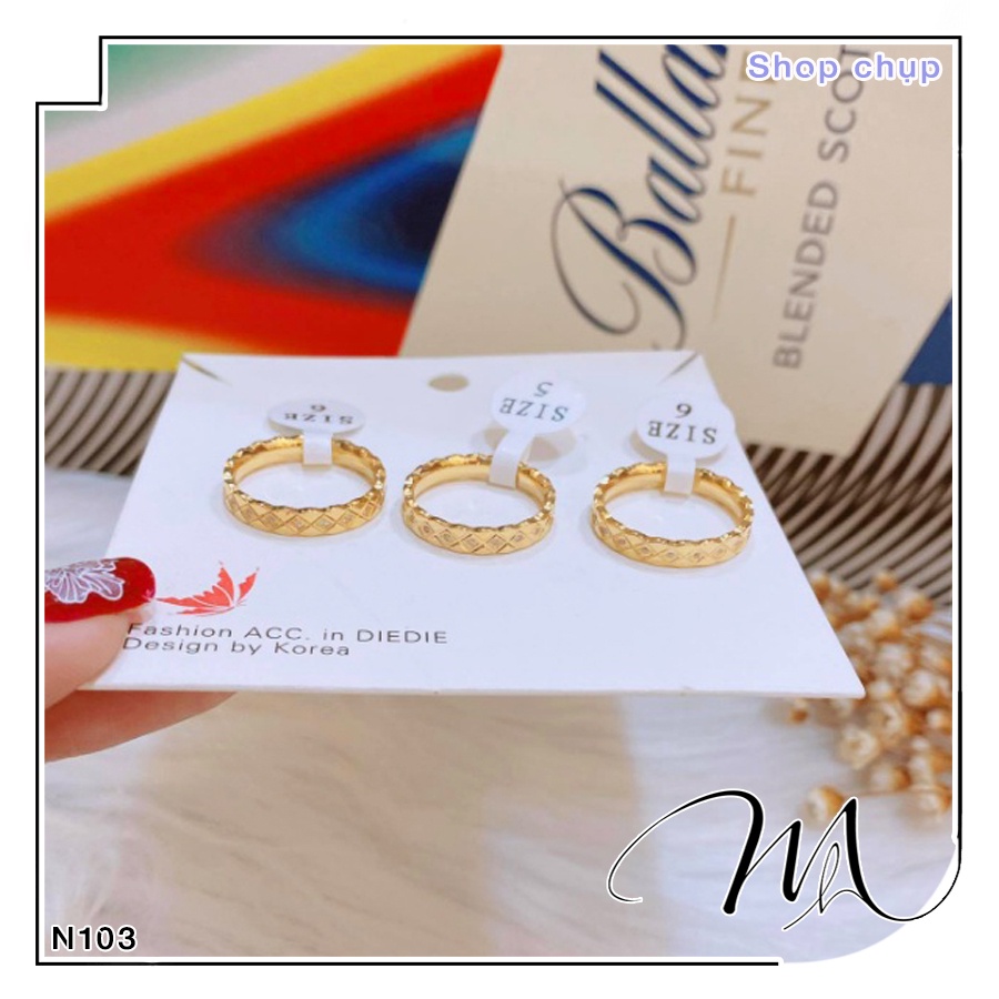 Nhẫn nữ Titan chạm hình thoi phối đá trắng - Măng's House N103