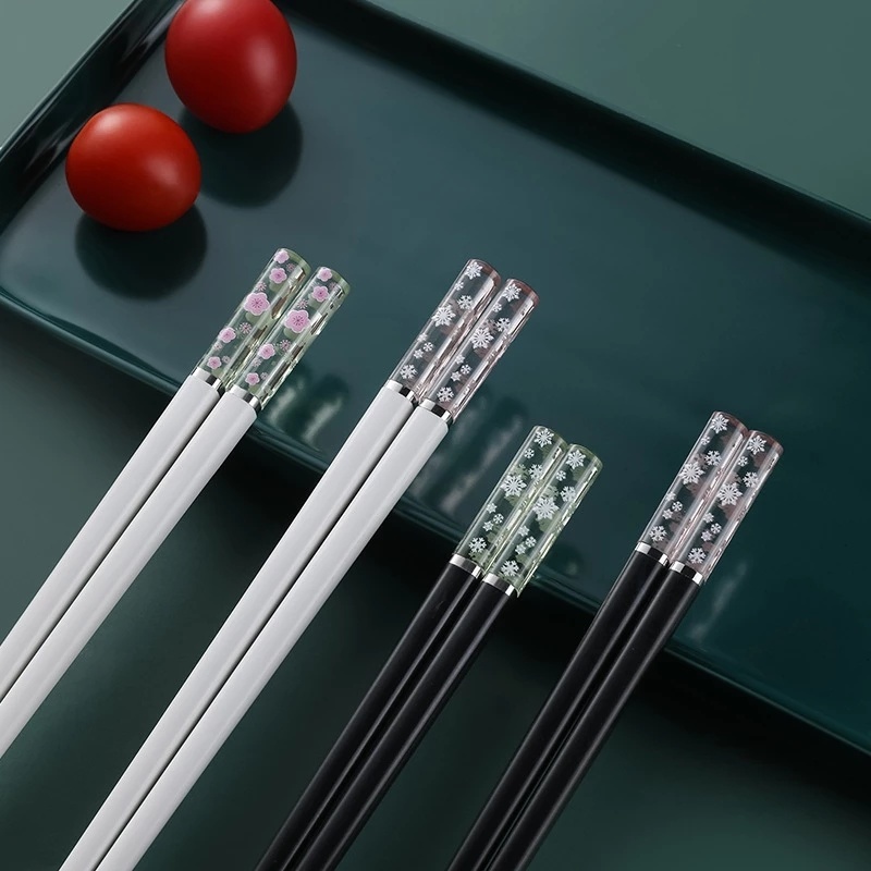 Đũa Hợp Kim Chống Trượt Chống Nấm Mốc Họa Tiết Hoa Anh Đào Tinh Tế