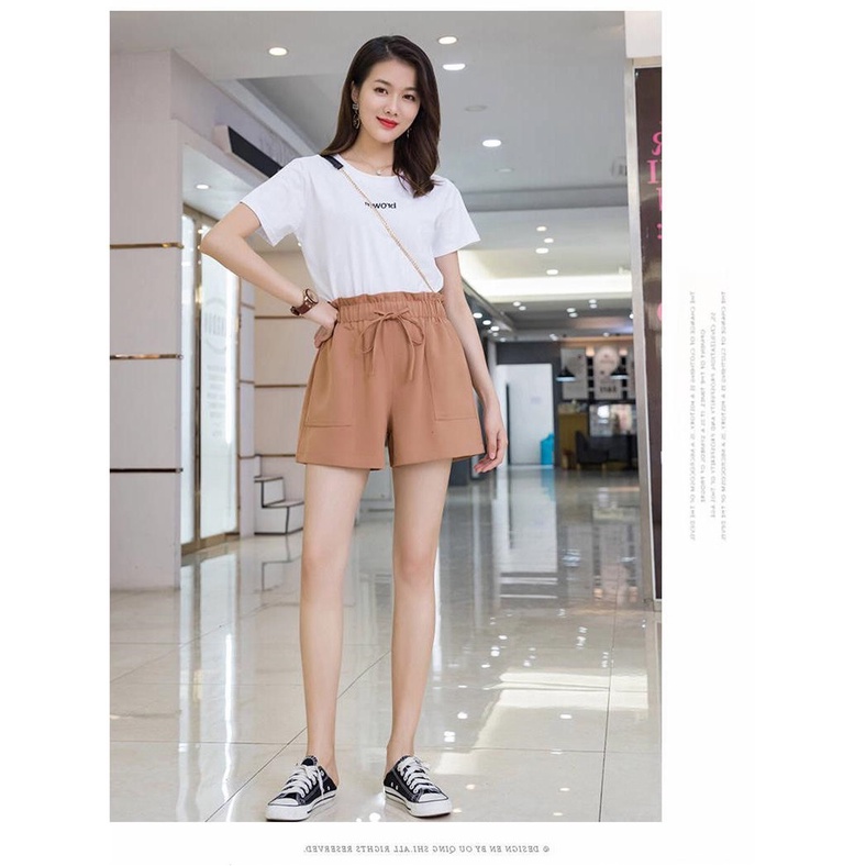 Quần đùi nữ phong cách trẻ trung năng động đánh yêu