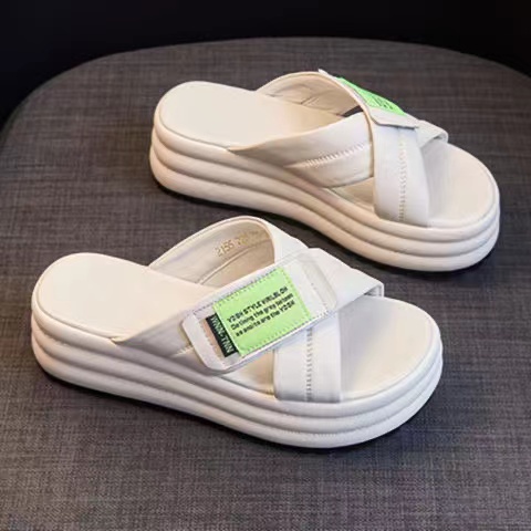 Dép tăng chiều cao Sandal Đế Dày Hở Ngón Đế Mềm Chống Trượt Xinh Xắn Dành Cho Nữ