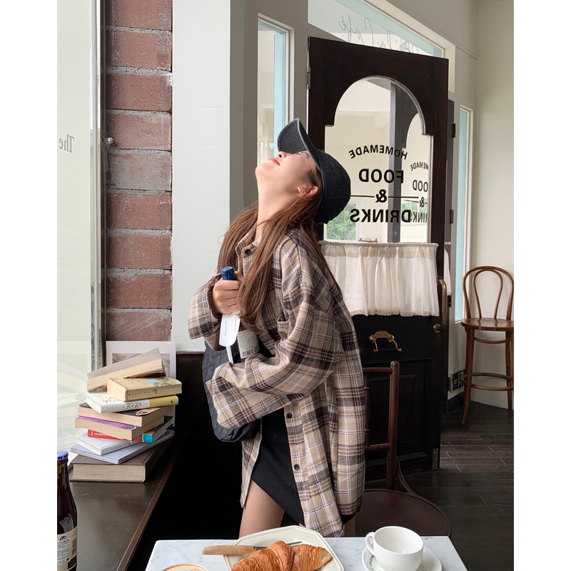 Áo Sơ Mi Nữ Ca Rô Dài Tay Cổ Bẻ Form Dài Rộng Thời Trang Hàn