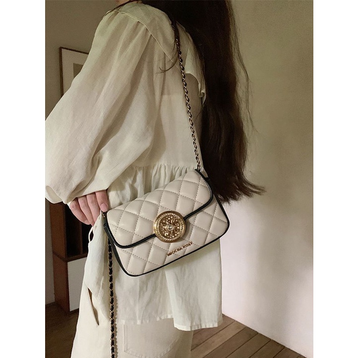 Túi Xách Đeo Vai Kiểu Vuông Nhỏ Phối Dây Xích Thời Trang Mùa Hè Dành Cho Nữ