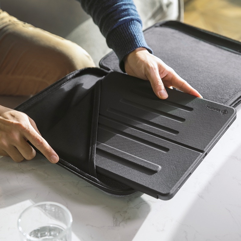 TÚI CHỐNG VA ĐẬP TOMTOC (USA) PORTFOLIO HOLDER HARDSHELL IP@D PRO 12.9INCH &amp; SURFACE PRO 12.3 (A06-004M01)