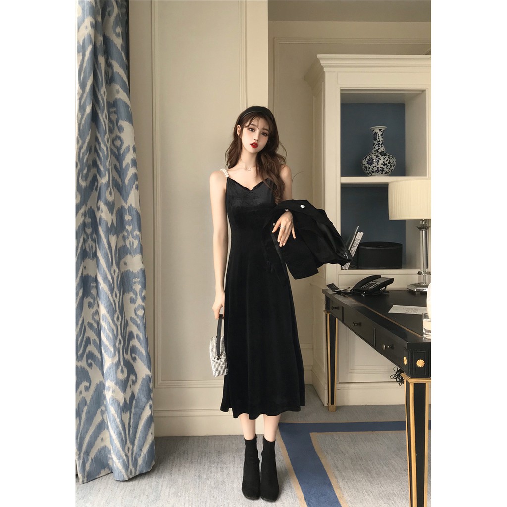 Đầm nhung tiểu thư hai dây dáng dài siêu sang chảnh kèm ảnh thật | BigBuy360 - bigbuy360.vn