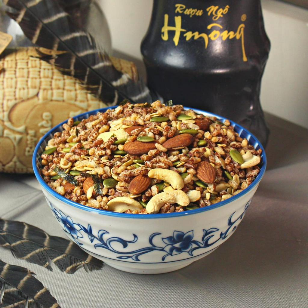 Granola Siêu Hạt Ăn Kiêng Ngũ Cốc Giảm Cân Dinh Dưỡng eat clean,gym, yoga 500G