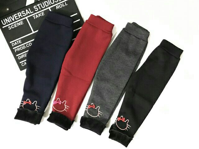 (trợ giá) Quần legging nỉ lót lông bé gái kitty Baby sz 16-20kg (hàng có sẵn)