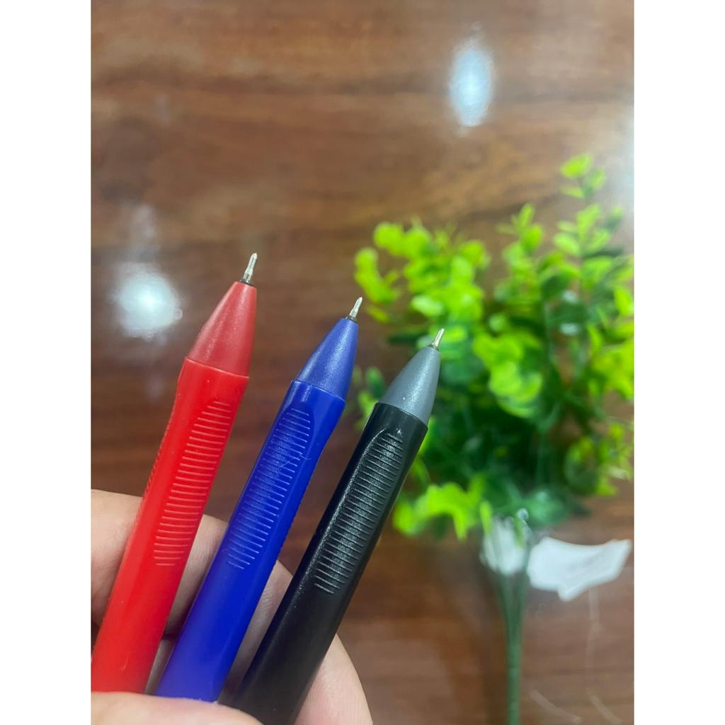 Bút bi mực dầu thân tam giác TR1, chính hãng M&G nét 0.5 | 0.7mm viết siêu trơn mực đậm