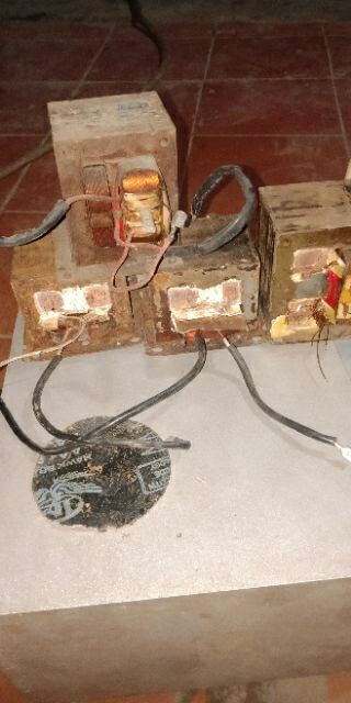 Biến áp lò vi sóng cũ chế máy hàn cell pin