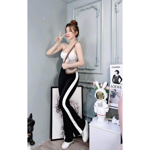 Set quần loe + áo hai dây viền
