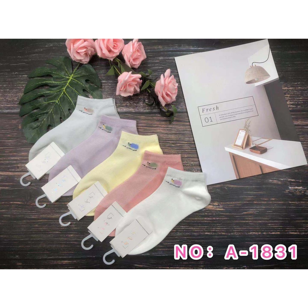VỚ CỔ NGẮN CUTE CÓ LƯỚI THOÁNG KHÍ