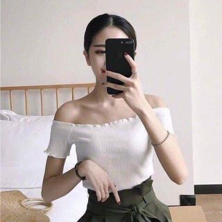 Áo croptop thun gân