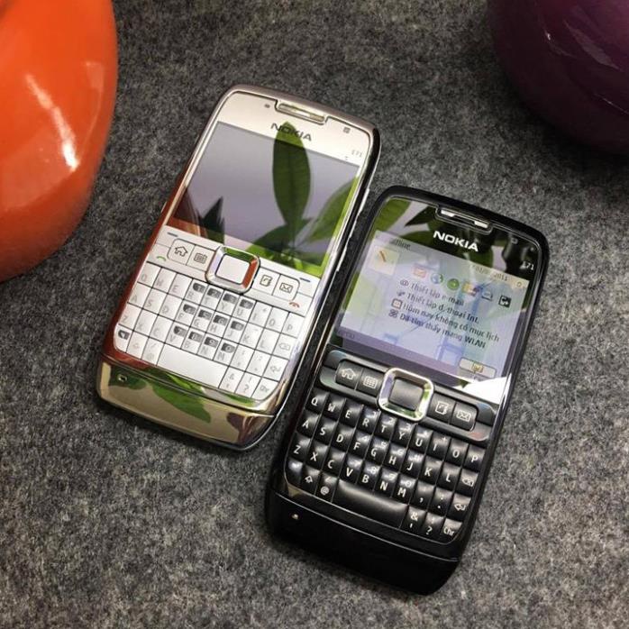 ĐIỆN THOẠI NOKIA E71 Chính hãng