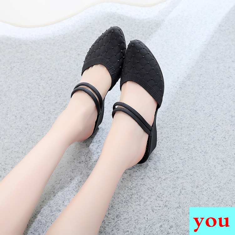 Giày Sandal Nhựa Đế Xuồng Mềm Hở Ngón Chống Trượt Không Thấm Nước Thời Trang Hè Thu Phong Cách Hàn Quốc Cho Nữ