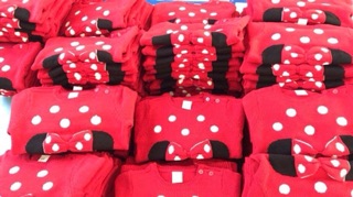 Áo len Mickey HM