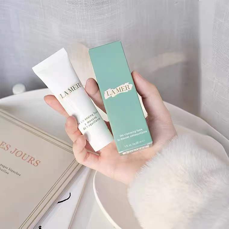 Sữa Rửa Mặt Làm Trắng Da La Mer 30ml Mẫu