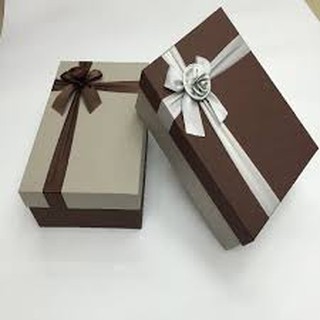 HỘP QUÀ HÌNH CHỮ NHẬT.