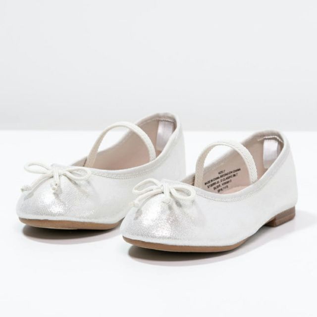Giầy búp bê nhũ GAP dư xịn