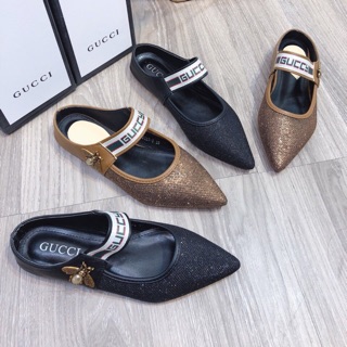 Sục gucci ong