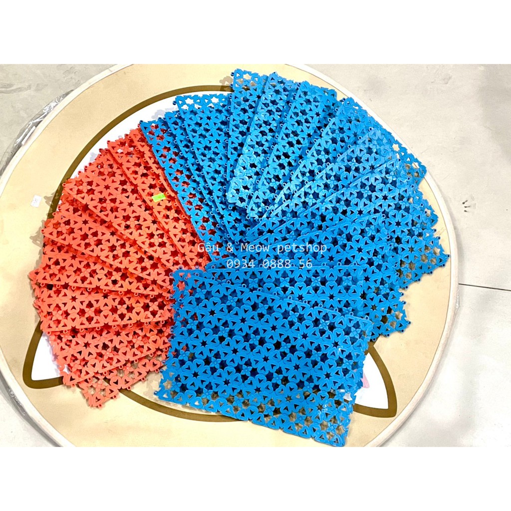 Tấm sàn nhựa lót sàn nhà lót chuồng, lót sàn chuồng chống lọt chân chó mèo thỏ - 20x30cm