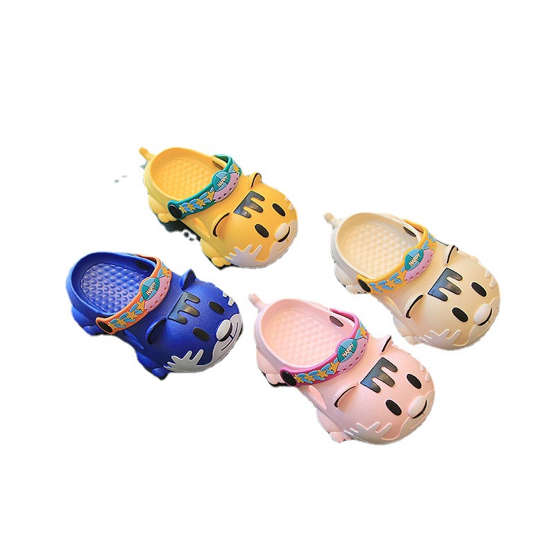 Dép Sandal Họa Tiết Hoạt Hình Xinh Xắn Dành Cho Bé