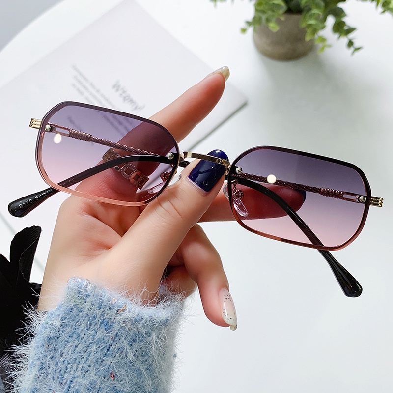 Kính Mát Thời Trang Cho Nam Nữ 2022