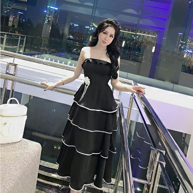 Váy lụa quây tầng vien xoè eo đính hoa Chất đẹp như hàng hịu lun nak😘