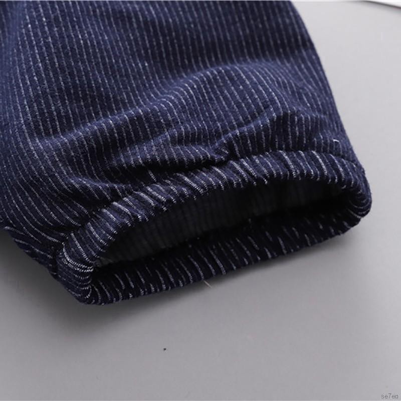 Set quần áo chấm bi xinh xắn dành cho bé