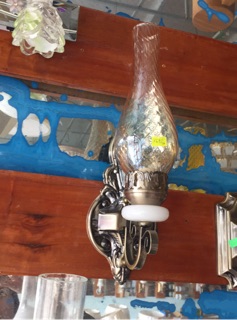 Đèn vách dầu cổ điển giá rẻ