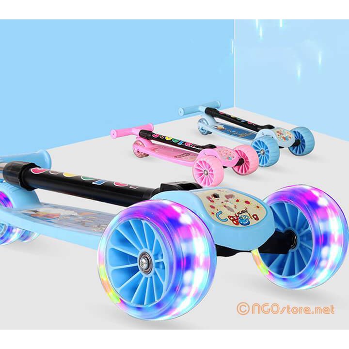 XE TRƯỢT SCOOTER 3 BÁNH CÓ LED