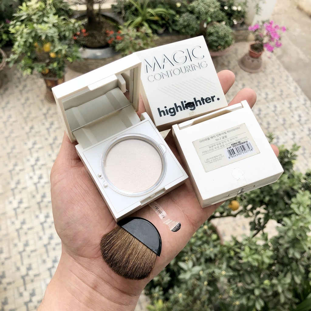 {THANH LÝ} Phấn Bắt Sáng Aritaum Magic Contouring Highlighter