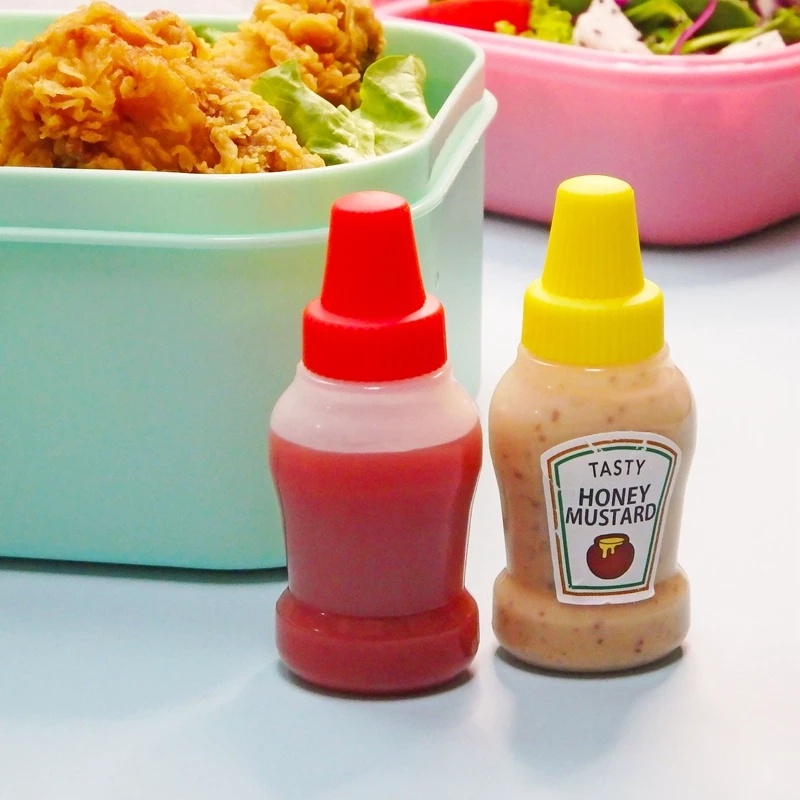 Set 2 Chai Nhựa Mini Đựng Sốt Cà Chua Salad Ăn Trưa Tiện Lợi Họa Tiết Hoạt Hình Đáng Yêu