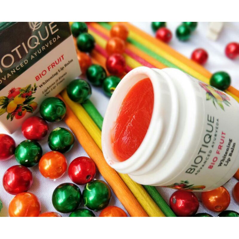 Dưỡng hồng môi trái cây Biotique Bio Fruit Whitening Lip Balm (12gm)