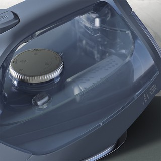 BÀN ỦI / BÀN LÀ HƠI NƯỚC ELECTROLUX E7SI1-80DB