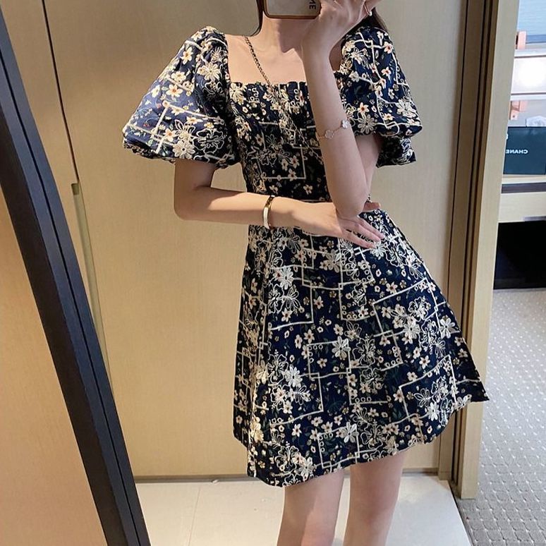 Đầm Tay Phồng Cổ Vuông In Họa Tiết Hoa Phong Cách Pháp Cổ Điển Thời Trang Cho Nữ