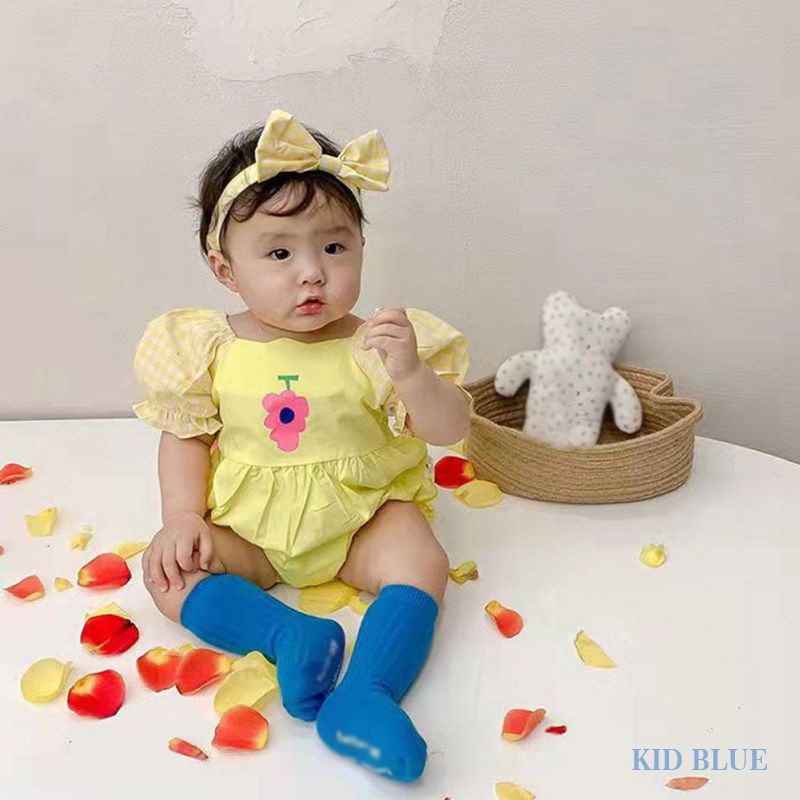 Bộ Áo Liền Quần Tay Phồng Họa Tiết Kẻ Sọc Màu Sắc Tương Phản Kèm Băng Đô Xinh Xắn Cho Bé Gái