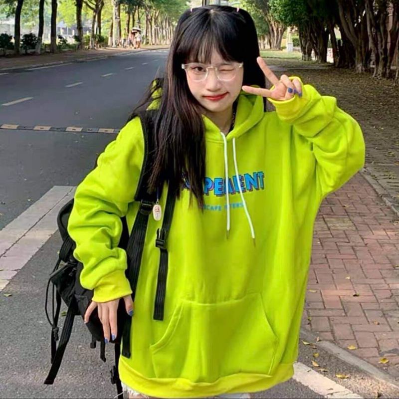 |ORDER TAOBAO| Áo hoddie thu đông màu neon, xanh nõn chuối, có chữ in và túi ở đằng trước, ảnh khách chụp ở cuối
