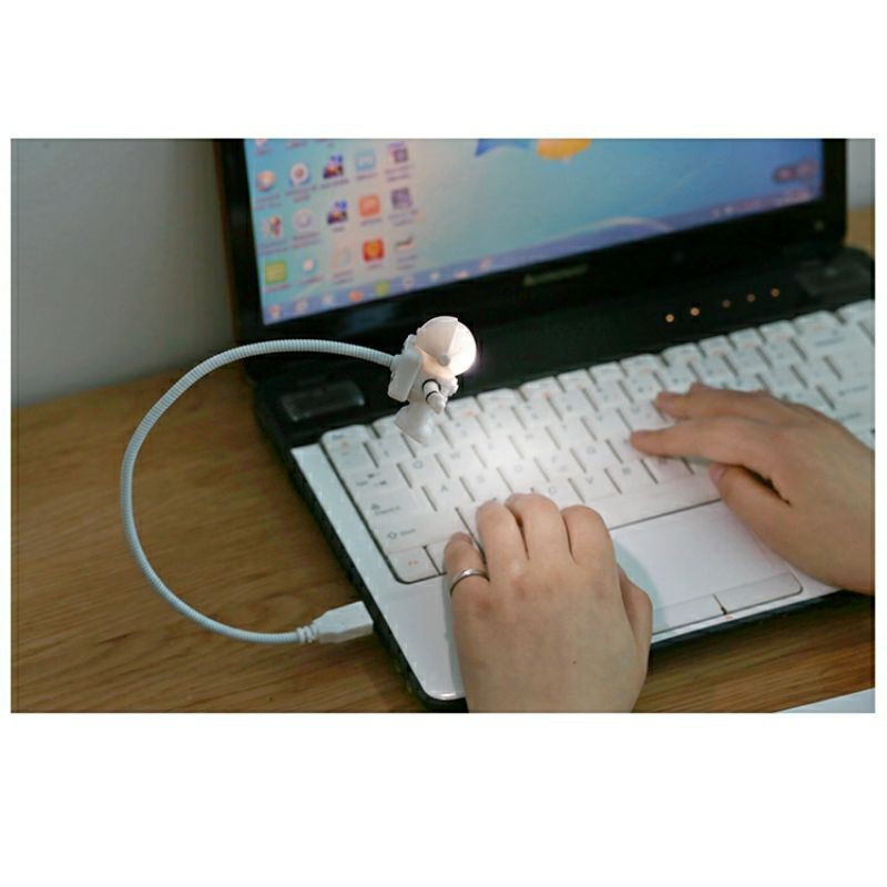 LED USB HÌNH NHÀ DU HÀNH VŨ TRỤ