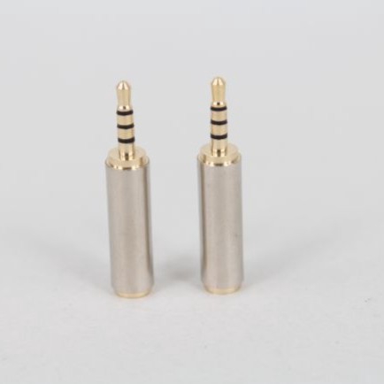 Giắc chuyển đổi từ 3.5mm đực sang 2.5mm cái tiện dụng