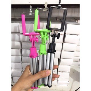 Gậy chụp hình 3 chân tiện dụng