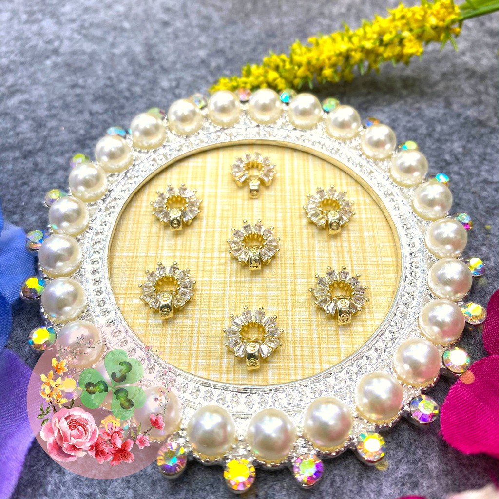 Mã SR030 . Charm kim loại dòng cao cấp đính đá trang trí móng siêu xinh.