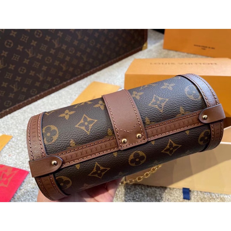 Túi đeo chéo nữ dáng trống thương hiệu Louis Vuitton LV cao cấp
