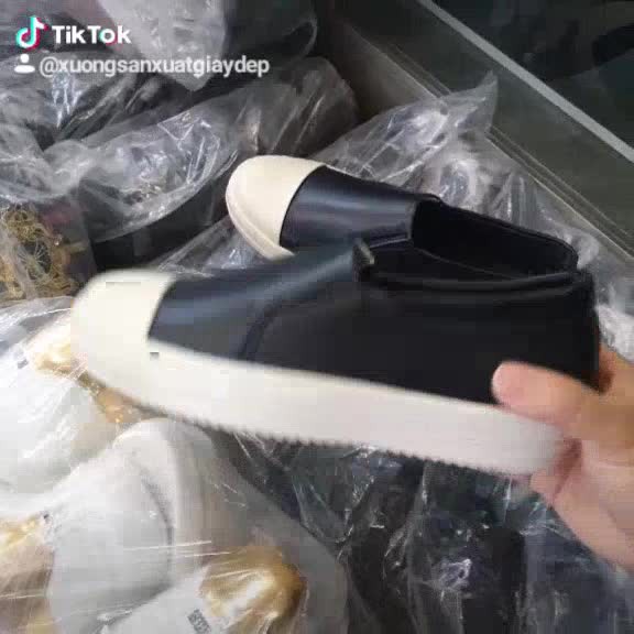 Giày lười nam Ro cực xịn sò 2 tông màu đen trắng đế nhẹ êm chân