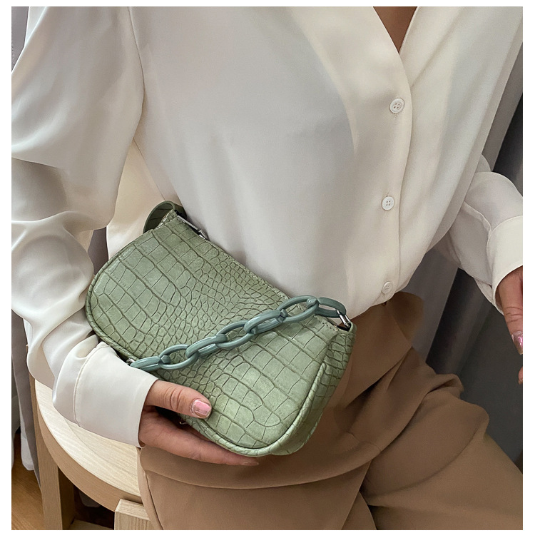 Túi xách làm bằng da một dây đeo phong cách thời trang nữ 2020 | BigBuy360 - bigbuy360.vn