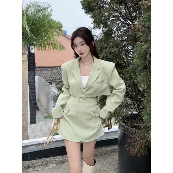 Set vest croptop kèm chân váy