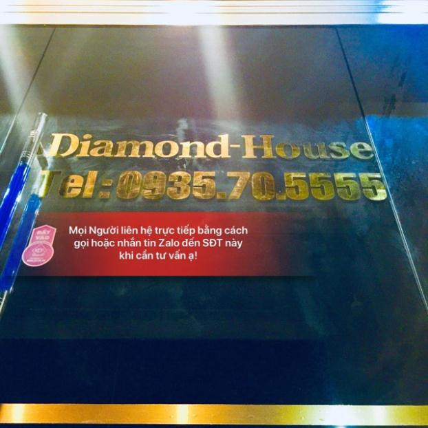 Bàn gấp treo tường thông minh Diamond House CNC