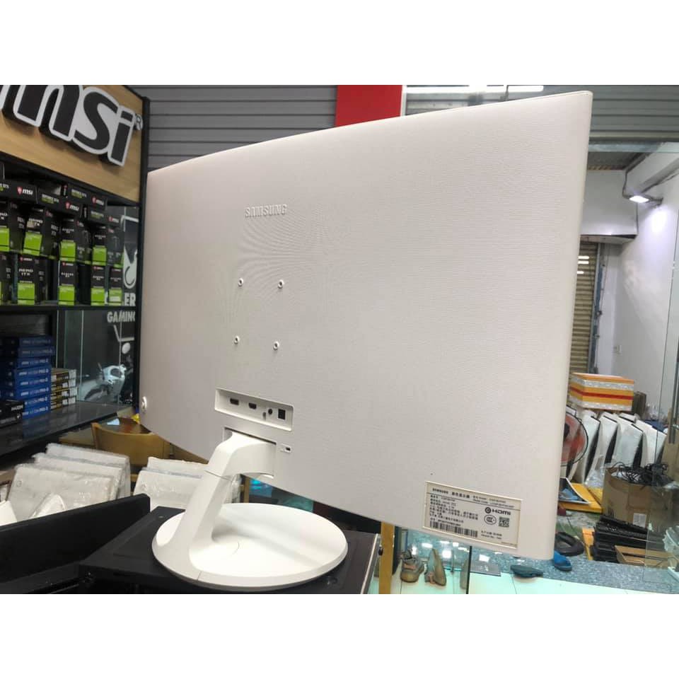 Màn Hình Máy Tính Samsung 32 inch cong 144hz chính hãng like new 95%