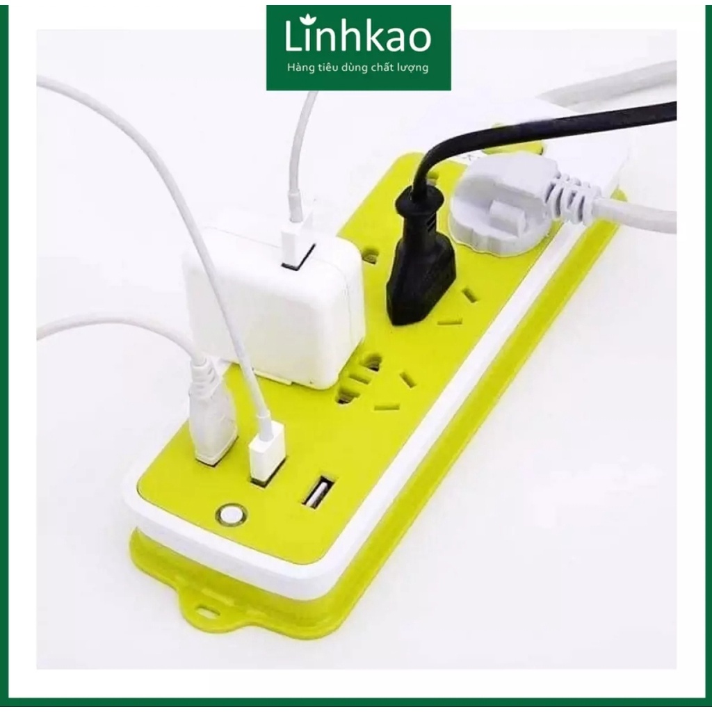 Ổ cắm điện đa năng xanh lá có 3 cổng USB