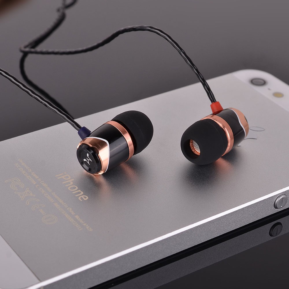 SoundMAGIC E10 original headset Stereo In-Ear 3.5mm Music Earphone without Microphone- Black/Gold